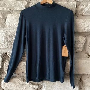 NWT 🔖 Christian Siriano Womens Navy Long Sleeve - Ribbed - Size Large - Soft
